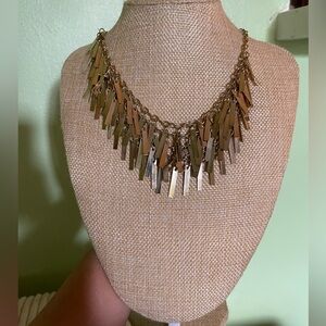 Lovely gold fringe necklace